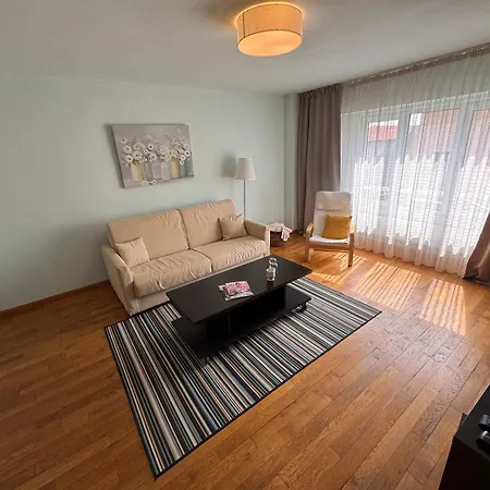 Anna Apartment *